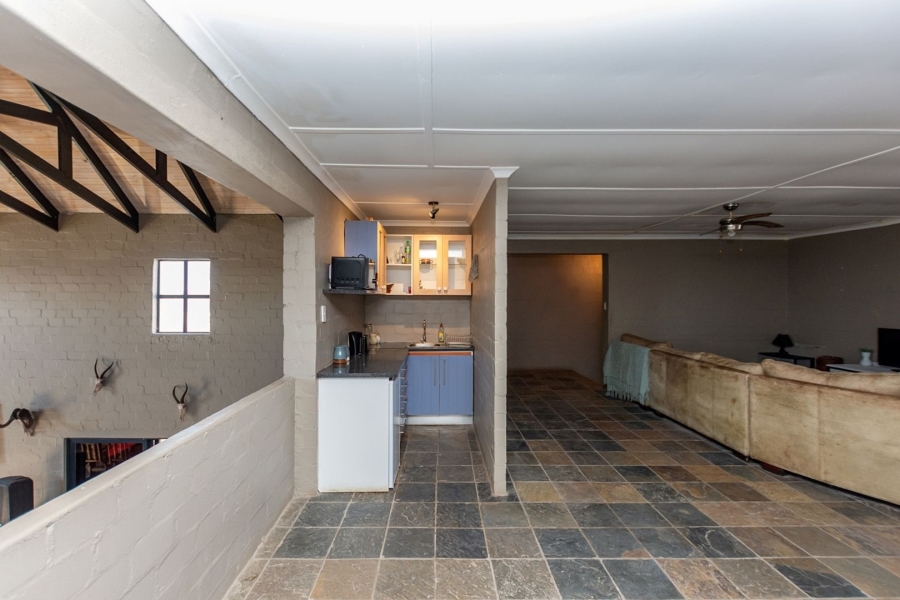 13 Bedroom Property for Sale in Olifantskop Western Cape